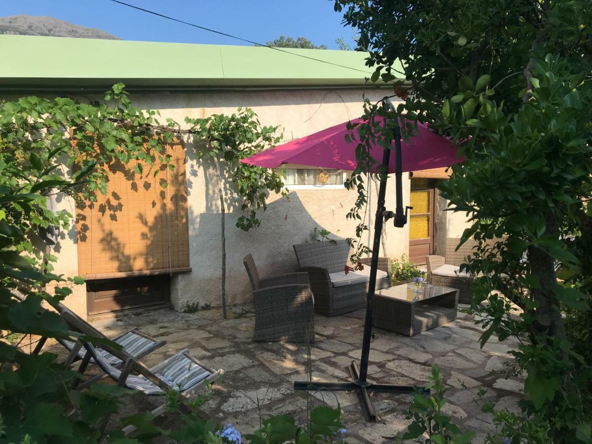 Gite U Licetu A La Campagne Oreta Zewnętrze zdjęcie
